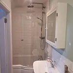 Extended 3bd Splitlevel In Popular Village Hébergement de vacances Dublin
