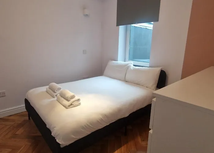 Ferienhaus Extended 3bd Splitlevel In Popular Village